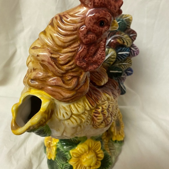 Rooster Pitcher - Picture 5 of 6